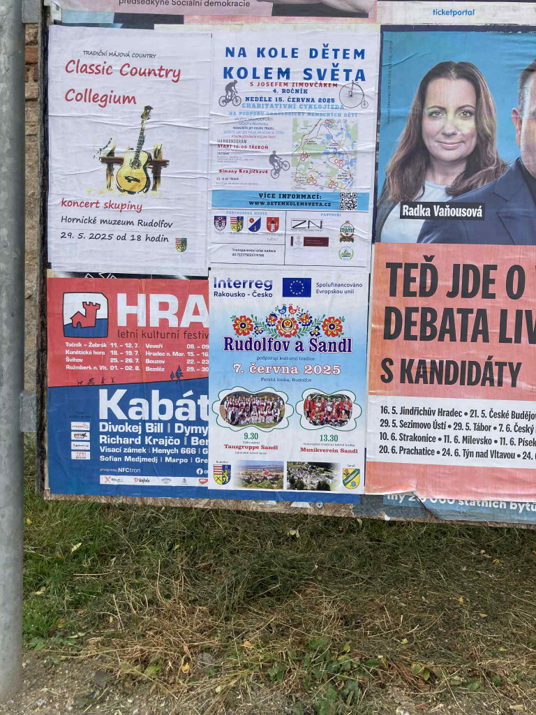 54bfc0ce-e498-4cb0-a9d3-b708fcbf382a